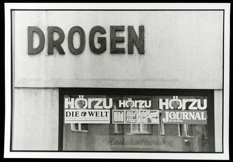 "Brunnenstr. 3.7. 1990". Photograph by Gerd DANIGEL